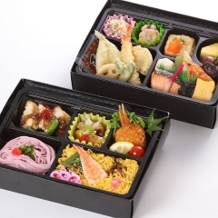 豪華弁当「桃山弁当」
