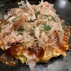 違うお店の同じメニューを食べ比べてみた！　お好み焼き編