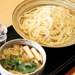 夏にぴったり！　うどん紬麦（つむぎ）でつるっと本格手打ちうどん【八千代緑が丘】