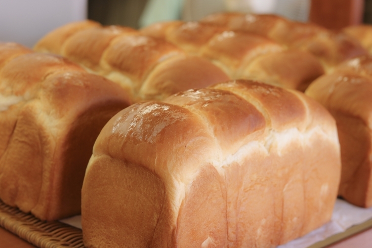 「焼き立てパンの店 ペルル」生で食べても美味しい♪　ふわっふわの食パン
