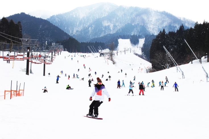 「いぶきの里スキー場」雪シーズンがやってきた！　子どもも大人も笑顔になれる場所。