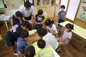 麻生小学校学童指導時「来年１月8日(土)から　新たに　神栖将棋教室をオープンします。」