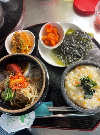 韓国家庭料理の味わいを、ランチで存分にお楽しみください。「駅前バル にんにく＋.トマト（にんにくととまと）」