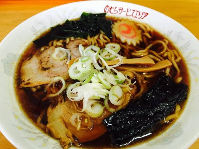 「毎週土曜日はラーメン各種100円引き！」