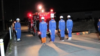 狭山市消防団第5分団の夜間操法ポンプ車訓練実施