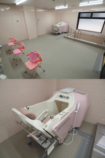 広々とした浴場で、機能訓練も兼ねてゆったりのんびり☆「社会福祉法人すずらん福祉会 デイサービス虹色」