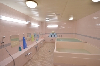 各階に24時間入浴可能大浴場あり「パンションホテル江刺」