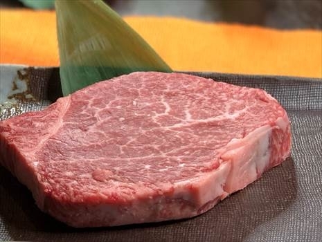 しまね和牛ヒレステーキ「焼肉席空席あります。ご予約受付中です❗」