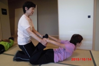 背骨の柔軟体操