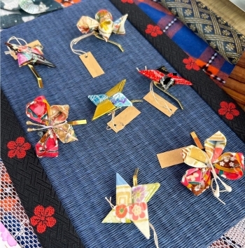 折り紙細工・つまみ細工など和の技法で手作りしています「香音-KANON-」