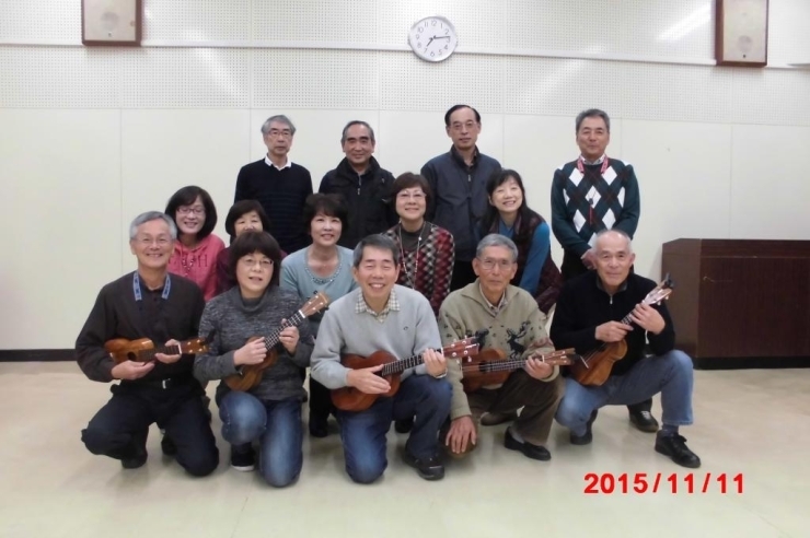 毎週　水曜日　１９：００～２１：００（活動日時は変わる場合があります）<br>会員数　１４名　年代構成　５０代～６０代<br>入会金　１０００円　会費　２０００円/月<br>会員募集中！