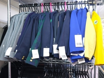 幼稚園の制服も取り扱っています。「学生服リユースShop さくらや川口店」