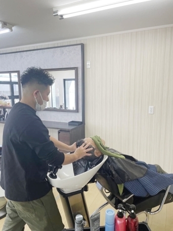 ストレス解消にヘッドスパはいかがですか？「 Barber shop Hangout」