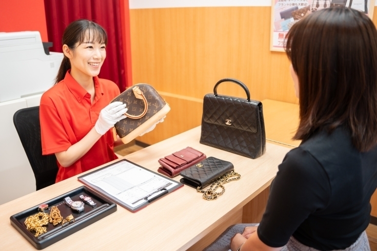 「買取専門店 ジュエルカフェ浦和パルコ店」浦和駅至近の買取専門店　明るい接客・丁寧な査定で高価買取♪