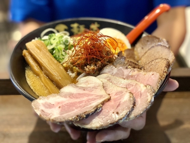 「麺志 朝妻ヶ丘店（味噌らーめん専門店）」豚骨＋味噌の『久留米味噌らーめん』　お客様へ幸せになれる一杯を