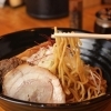 サンマが極旨な『魚骨らーめん 鈴木さん』のさんままぜそば