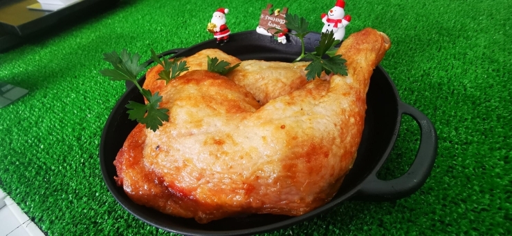 北海道産若鶏ローストレッグ「お待たせ致しました。ルスツ豚バラ入荷しました。」