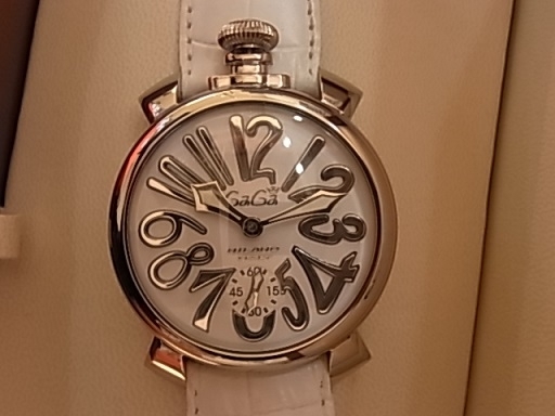「ガガミラノ マヌアーレ48 5010.10 手巻き 腕時計 白 高価買取」