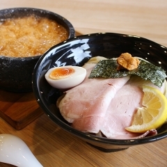 石焼つけ麺 繋（イシヤキツケメン ツナグ）