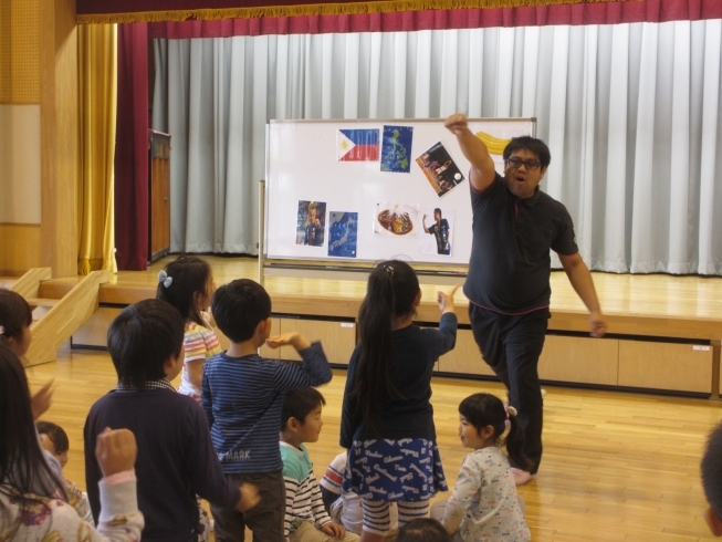 「平成２８年度の玉造幼稚園でのALTの先生による『英語で遊ぼう』がスタートしました☆☆☆」
