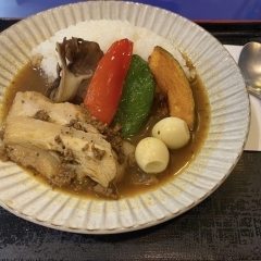 『レストランインター』でスープカレーが食べられる!!