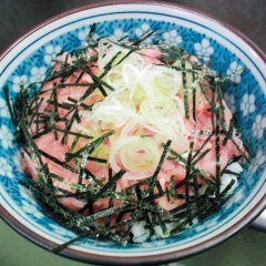 まぐろネギトロ丼