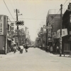 昭和30年代の写真から読み解く 文字の多い戦後の道路標識