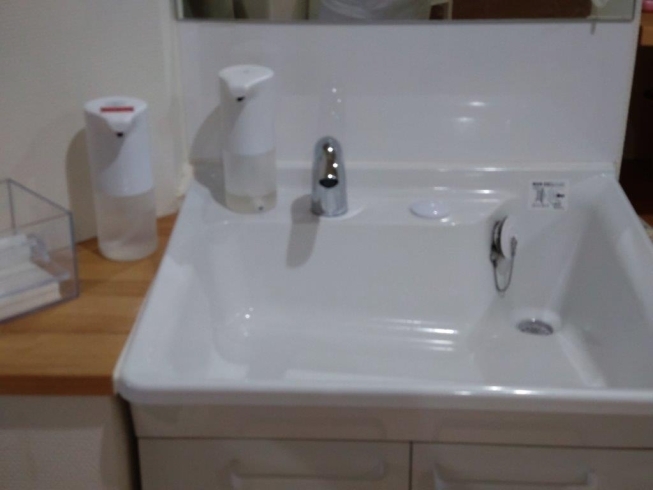 施術室内の水道が自動水栓になり更に安心感がアップ！「陶芸、またやりたいなー」