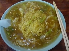 ちょいと細麺を見せちゃいます(^_-)