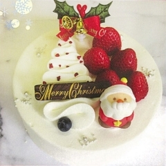 【パティスリー　プチ・フール】のクリスマスケーキ