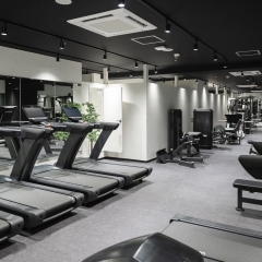 【開店】市川駅近くに、おしゃれな海外スタイルの24時間ジム「SURGE GYM」がオープン！