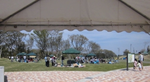 岡ノ山遊ぼっ茶広場