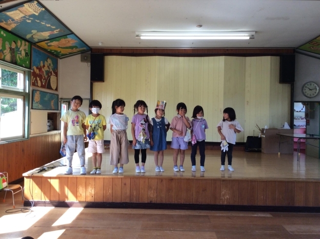 みんなからのお祝いうれしいね♪「塩川幼稚園☆彡毎月月末はお誕生会と月に１度のお弁当の日でした♪」