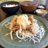 タルタルソースがたっぷり!にひかれて唐揚げ定食