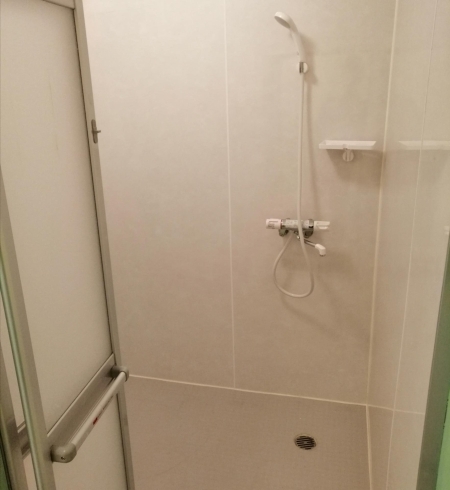 シャワールーム広々とご利用頂けます⭐「⭐完全個室のトレーニングルーム⭐」