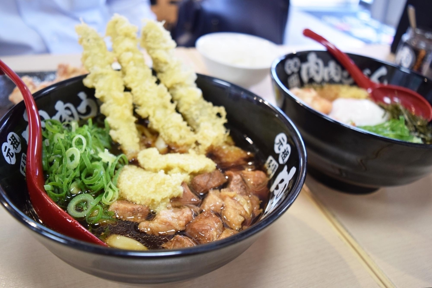 佐世保市大塔町にある『肉肉うどん 佐世保大塔店』でガッツリ系うどんでランチ♪