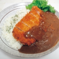 黒豚ロースカツカレー