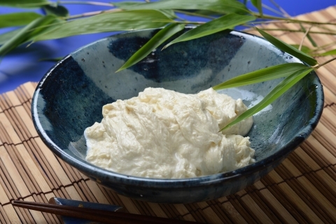 生粋（木綿豆腐）・ゆば豆腐（生湯葉）