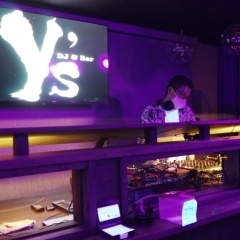 【開店】音楽好きにオススメ! 津田沼駅近に「DJ & BAR Y's」が9月3日オープン