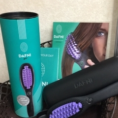 『DAFNI』 ダフニィホームケアブラシ go