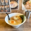 豚骨スープのうま味濃厚!『インディーラーメン』でやみつきシメ付きランチ【鴻巣市本町】
