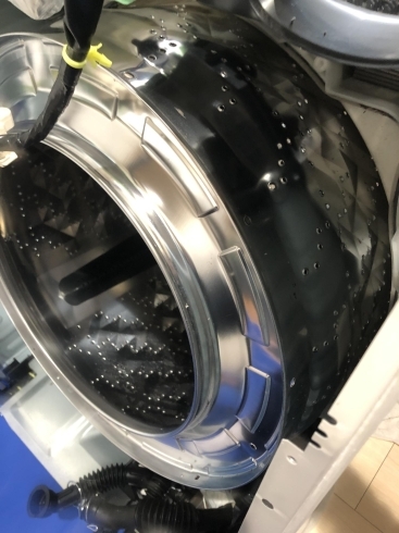 「ドラム式洗濯機分解クリーニング　パナソニックNA-VX9900L」