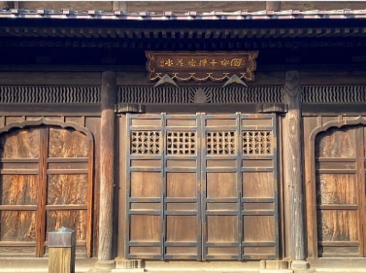 地蔵堂の扉