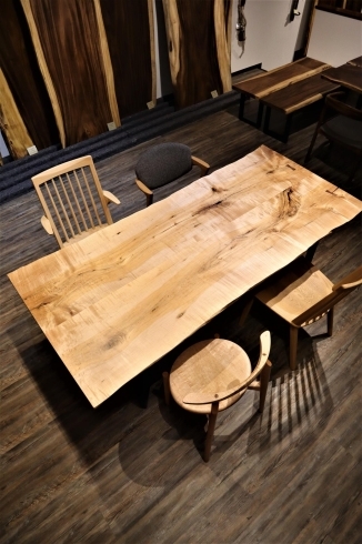 商品写真「当店人気のcraftman　brand商品について。一枚板テーブル、無垢のテーブル、ダイニングテーブルのご紹介。札幌市清田区の家具の店。」