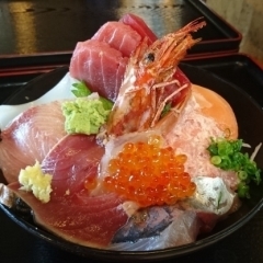 さか本そば店 海鮮丼【川崎北部市場】