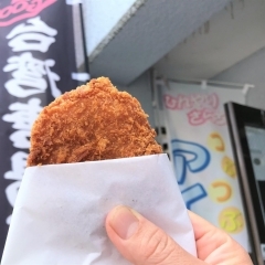 餃子メンチ