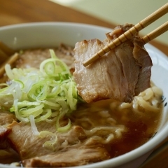 【曽我製麺】こだわり肉そば5食入セット（しょうゆ味）