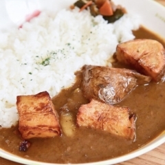 『花茶』のカレーは健康志向さんにもオススメです☆