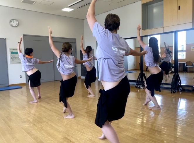 （月）葛西と（火）小松川のママクラス「夏！タヒチアンダンスを始めませんか」