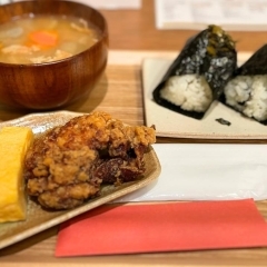 羽釜炊きおにぎりのお店「満米」